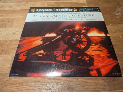 Tchaikovsky 1812 overture - tchaikovsky:,